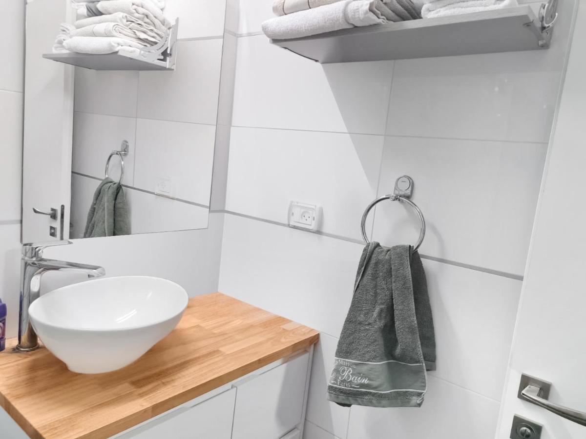 אשקלון Beach Suite Israel 5rm Jacuzzi Spa Vacation Rental Apartment דירת נופש צימר 5חד על הים גקוזי ספא וחדר כושר מראה חיצוני תמונה